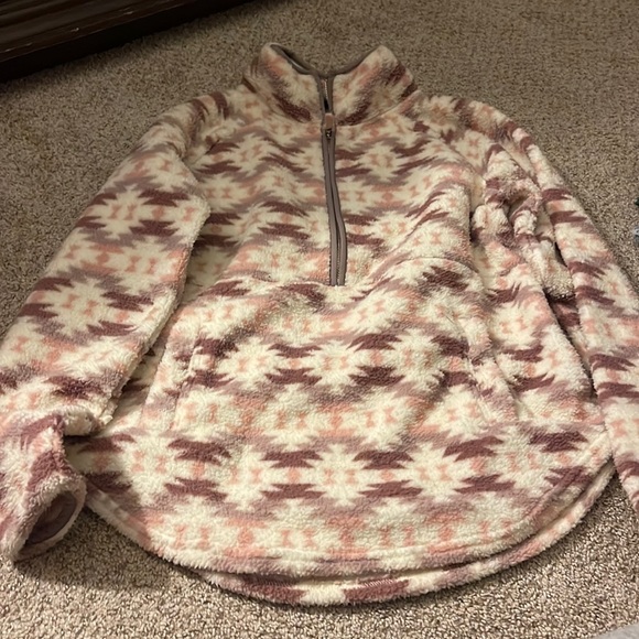 Fuzzy sweater - Picture 1 of 1